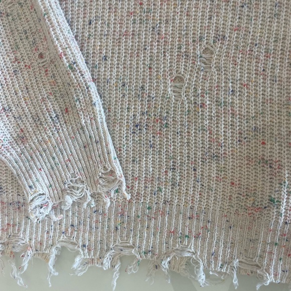 Lightweight one shoulder sweater - Picture 4 of 4